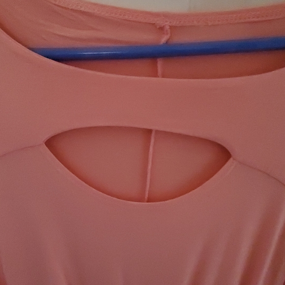 Top - Picture 2 of 3